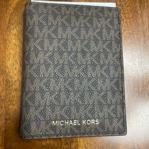 Michael Kors Jet Set Travel Passport
Holder Wallet
